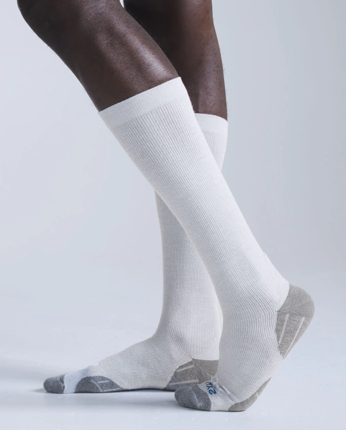 24/7 Bamboo Compression Socks - Image 2