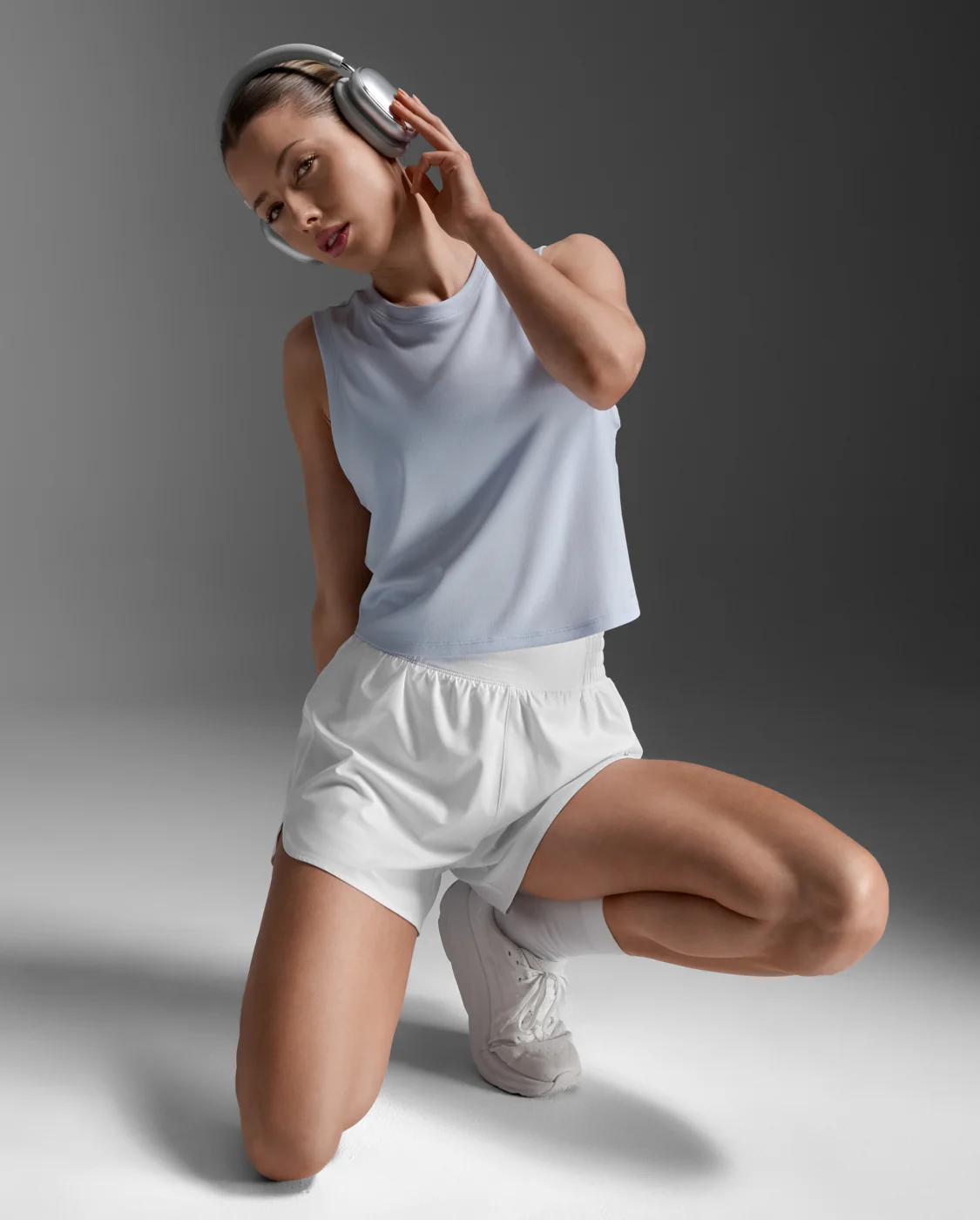 Aero Mesh Crop Tank - Image 2