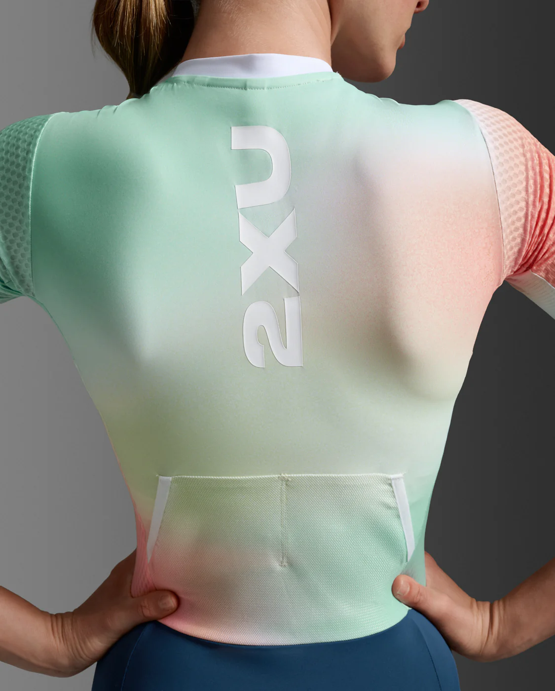 Aero Hex Sleeved Trisuit - Image 8