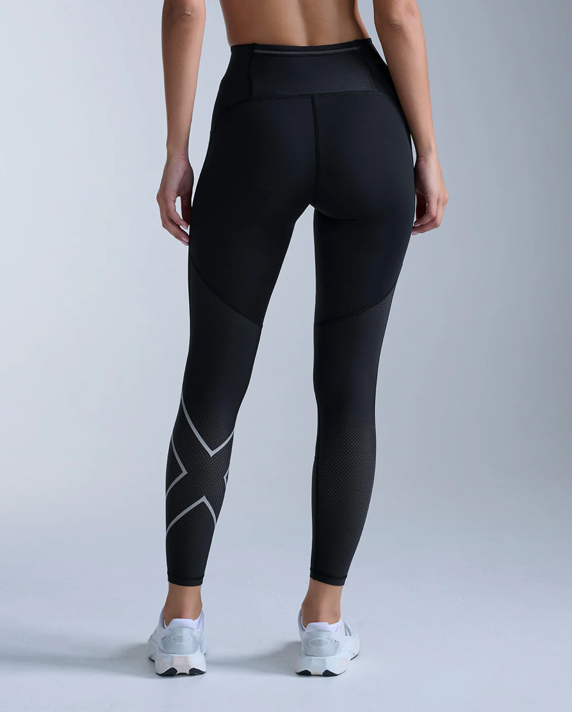 Aero Mesh Hi-Rise Compression Tights - Image 2