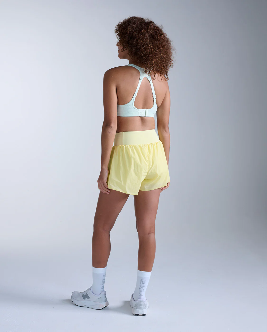 Aero Mesh Medium Impact Bra - Image 4