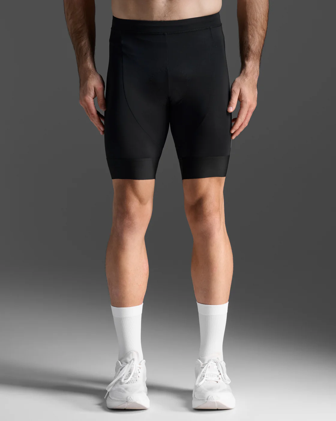 Aero Tri 9 Inch Shorts - Image 2