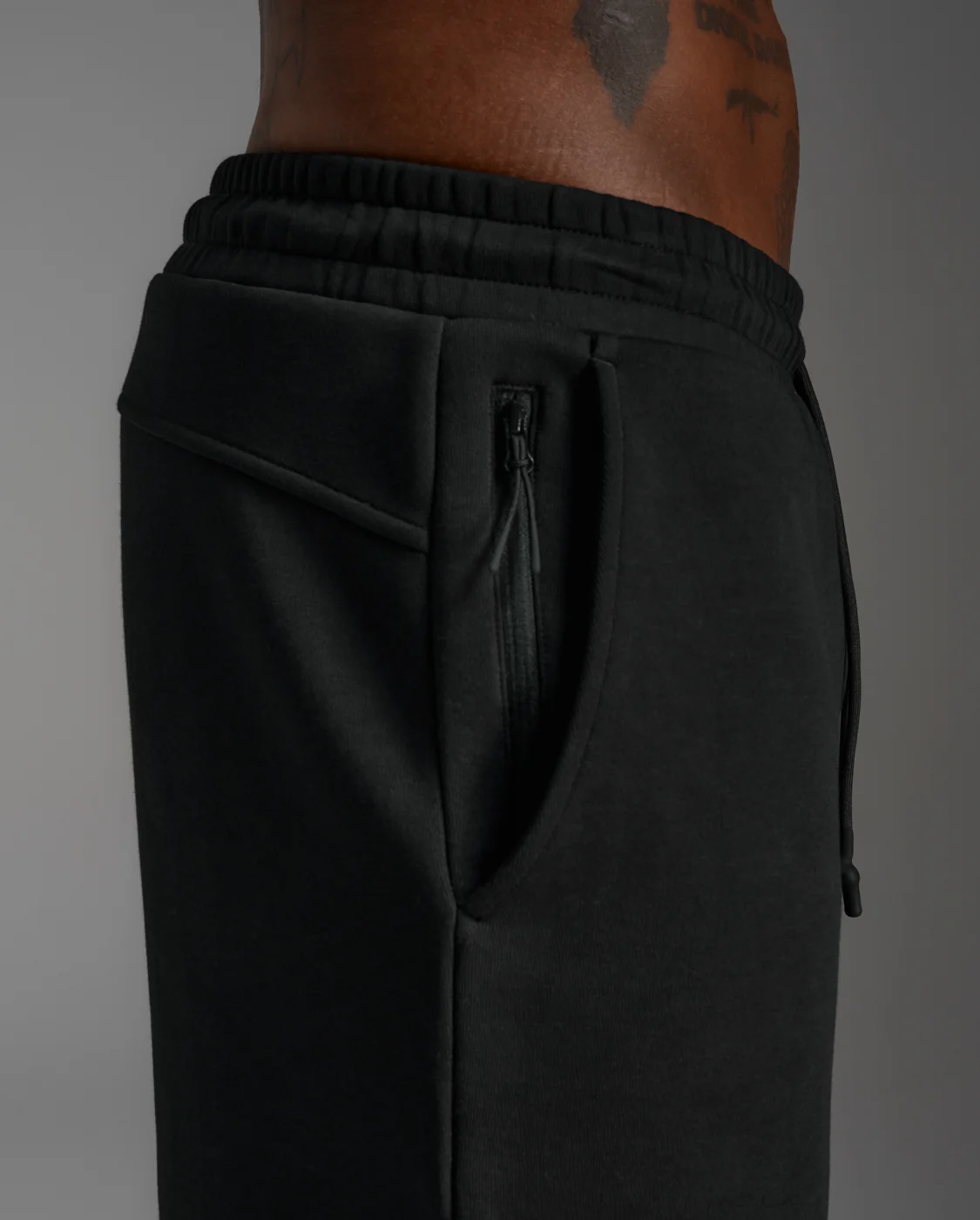 Commute Smooth Spacer Shorts - Image 6