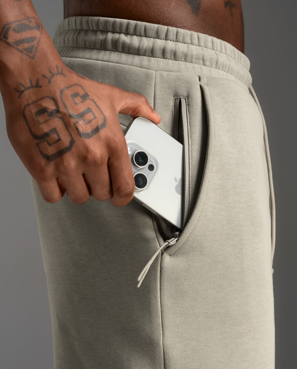 Commute Smooth Spacer Shorts - Image 7