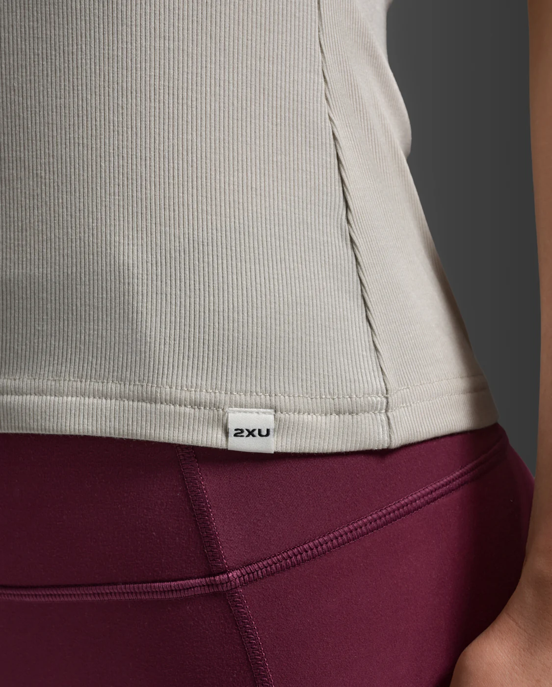Fluid Modal Ribbed Tank - Image 6