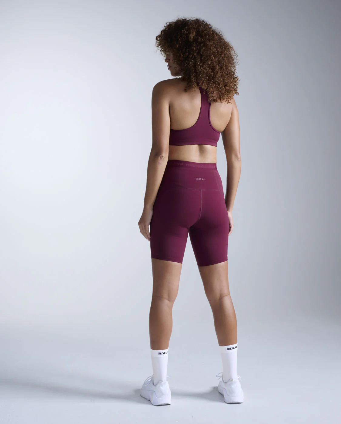 Form Stash Hi-Rise 6" Compression Short with Pockets - Image 8