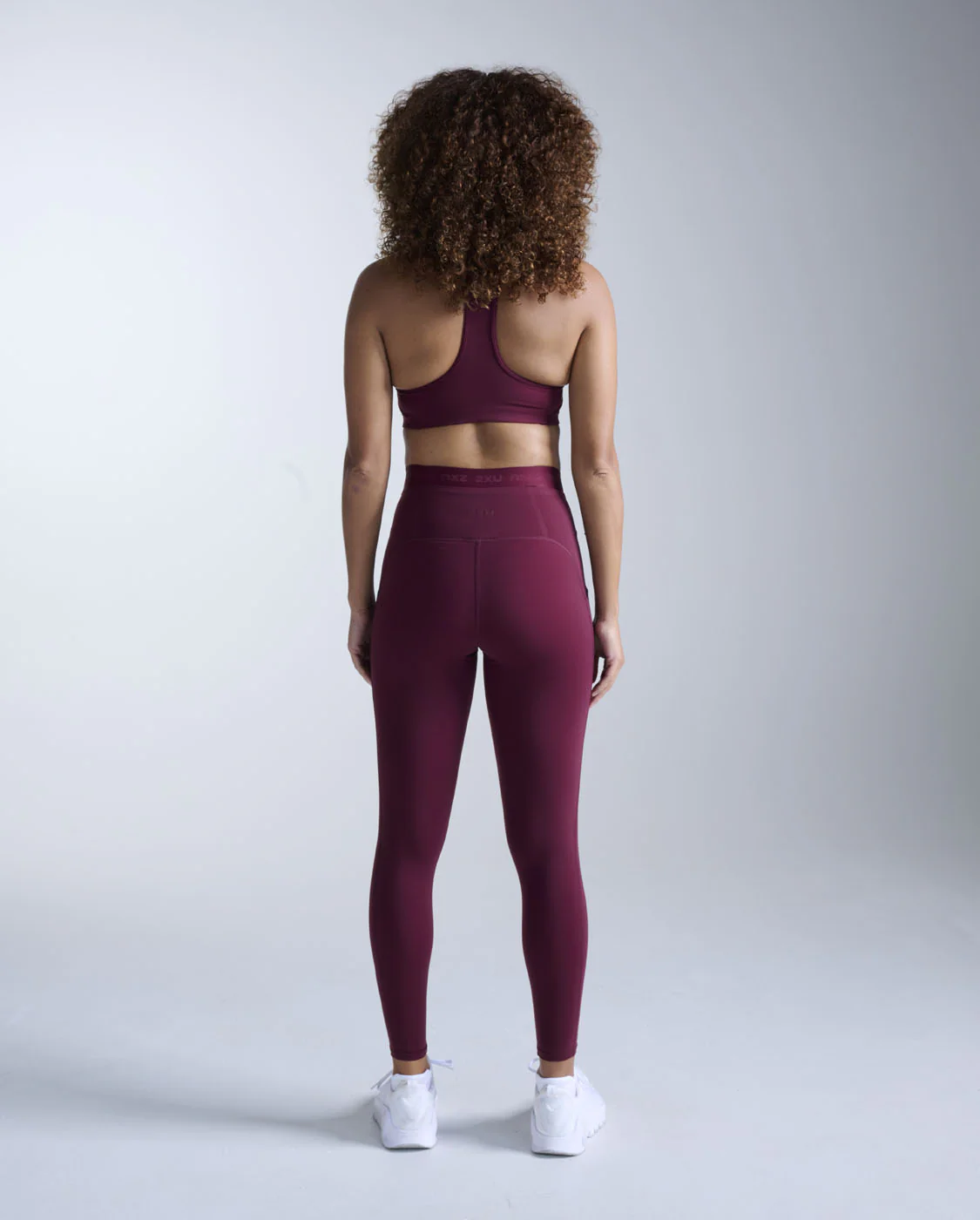 Form Stash Hi-Rise Compression Tights with Pockets - Image 8