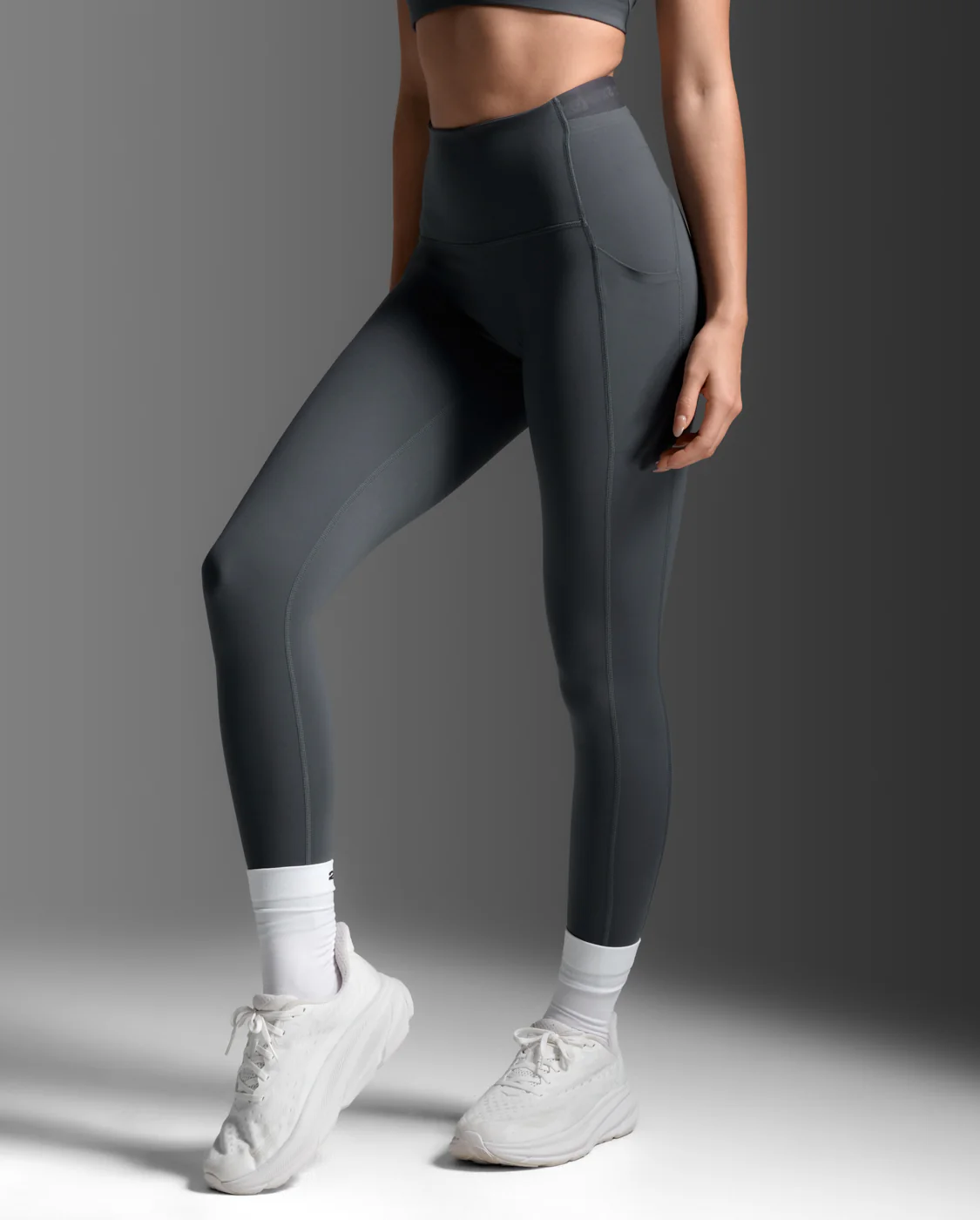 Form Stash Hi-Rise Compression Tights with Pockets - Image 4