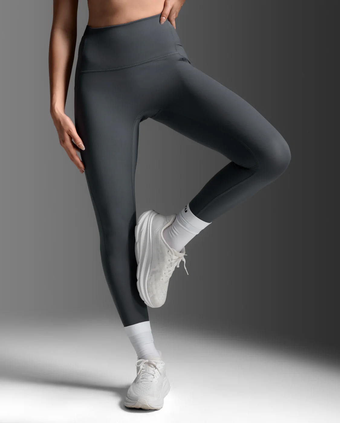 Form Stash Hi-Rise Compression Tights with Pockets - Image 5