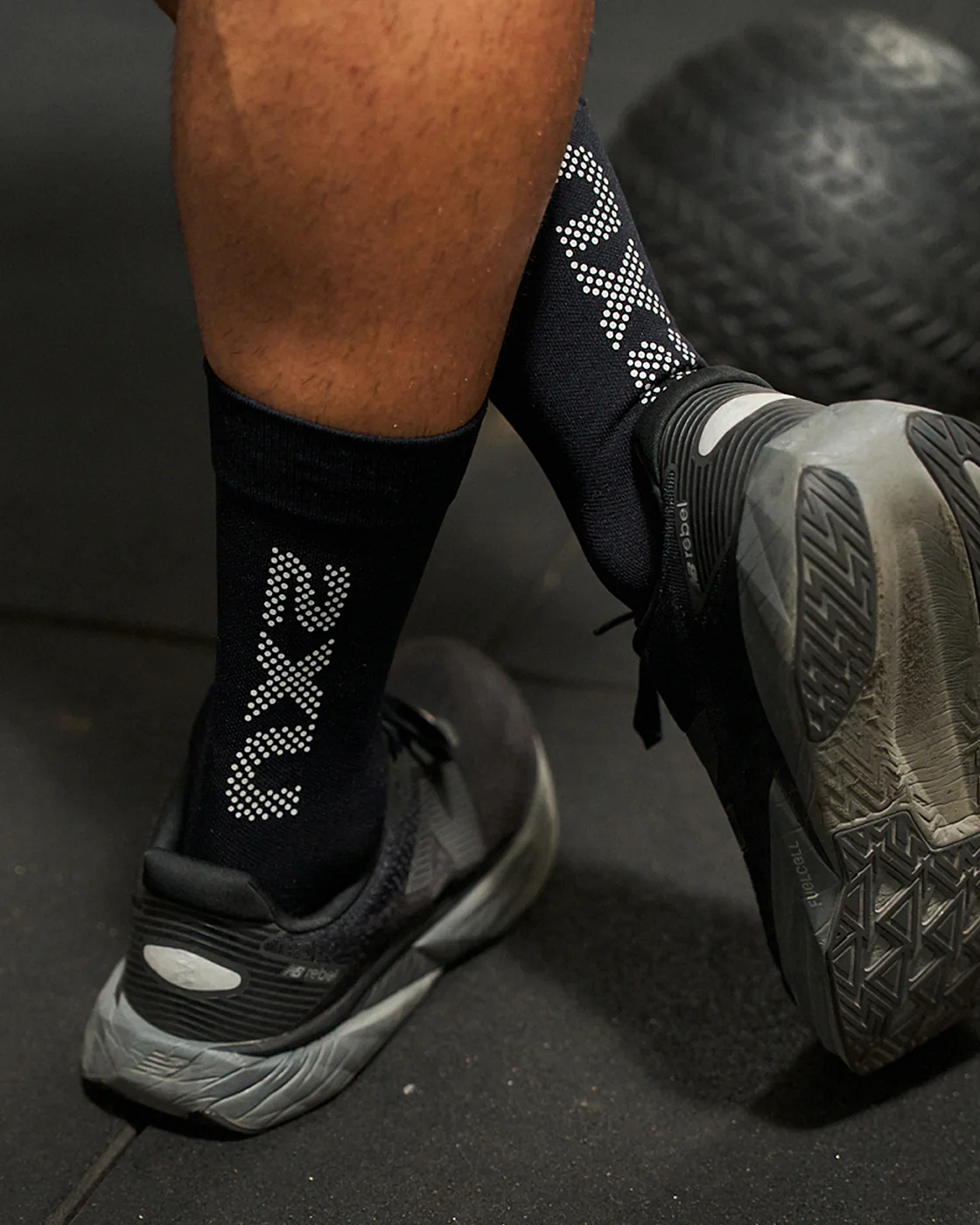Vectr Reflective Crew Socks - Image 2